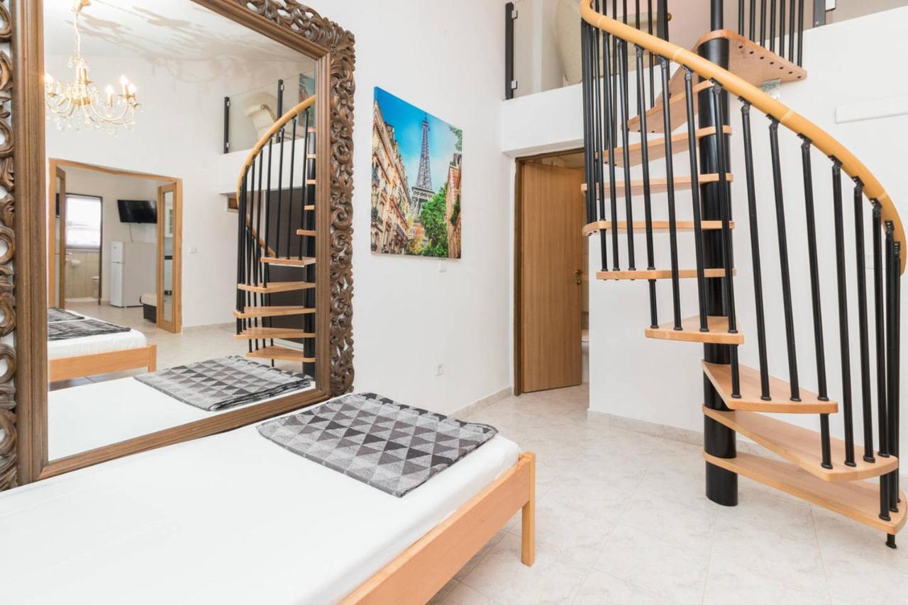 Rooms & Apartments Hegic Zadar Exterior photo